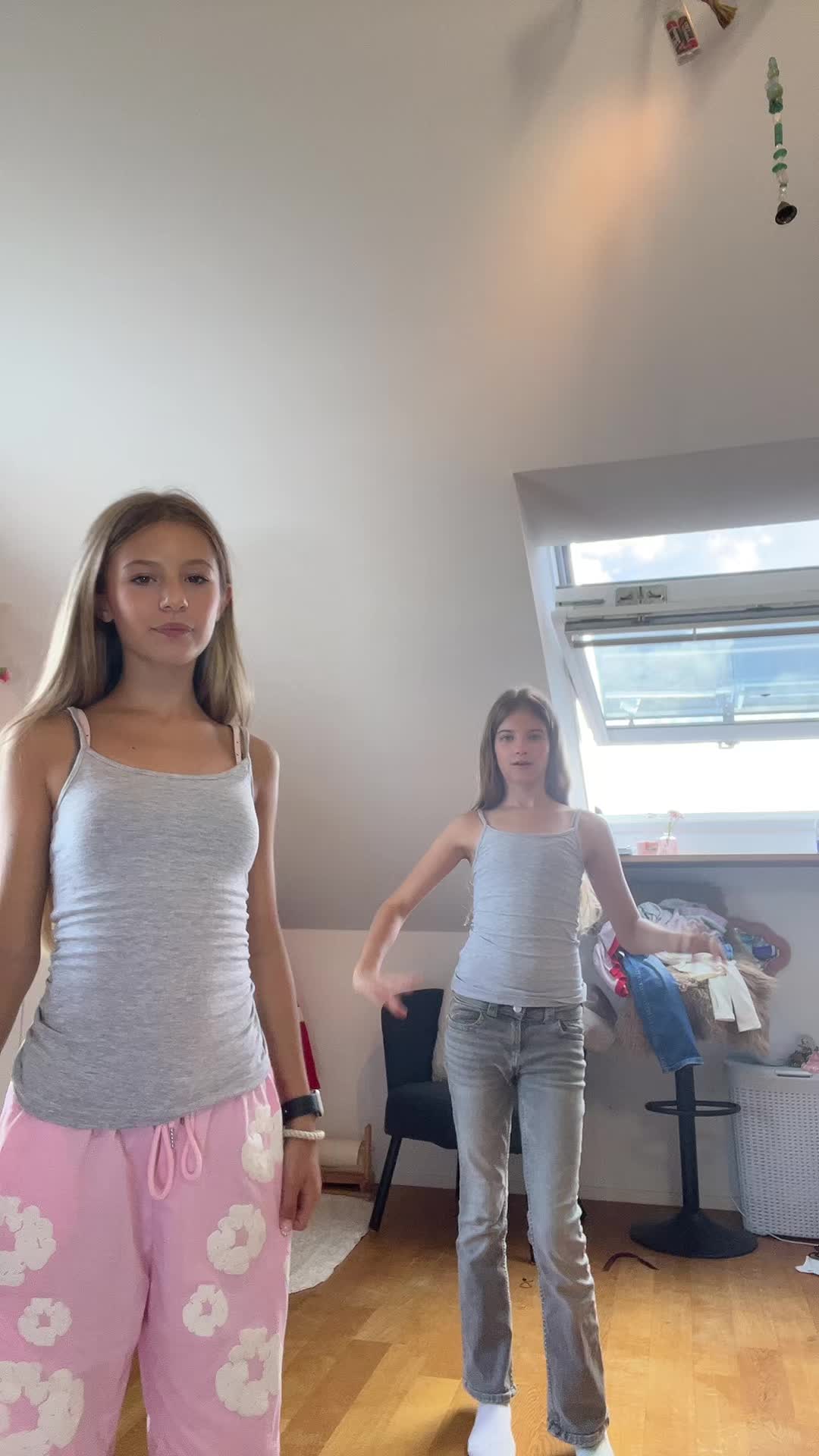 @Lyra🇹🇩🇹🇩🇹🇩