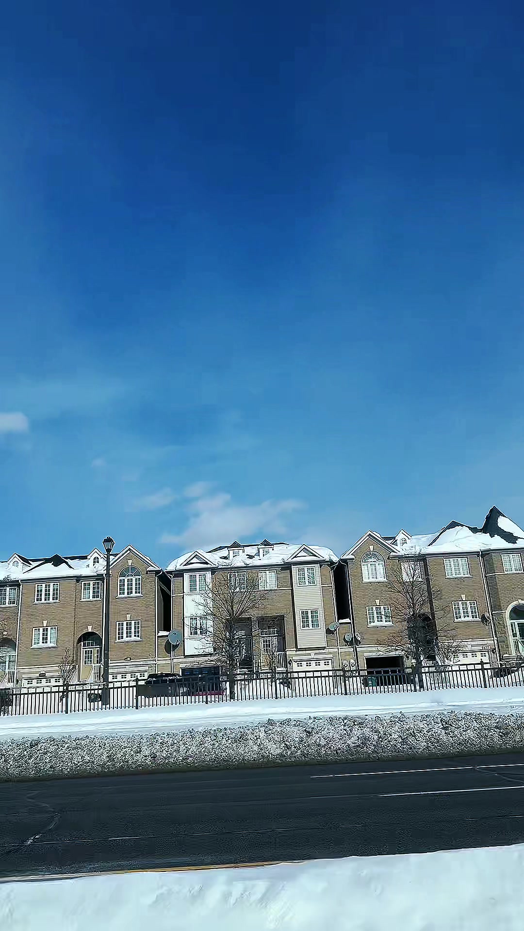 @ɴɪʀᴀ 🇨🇦