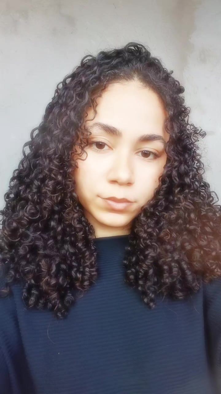@Gecyelen Dias