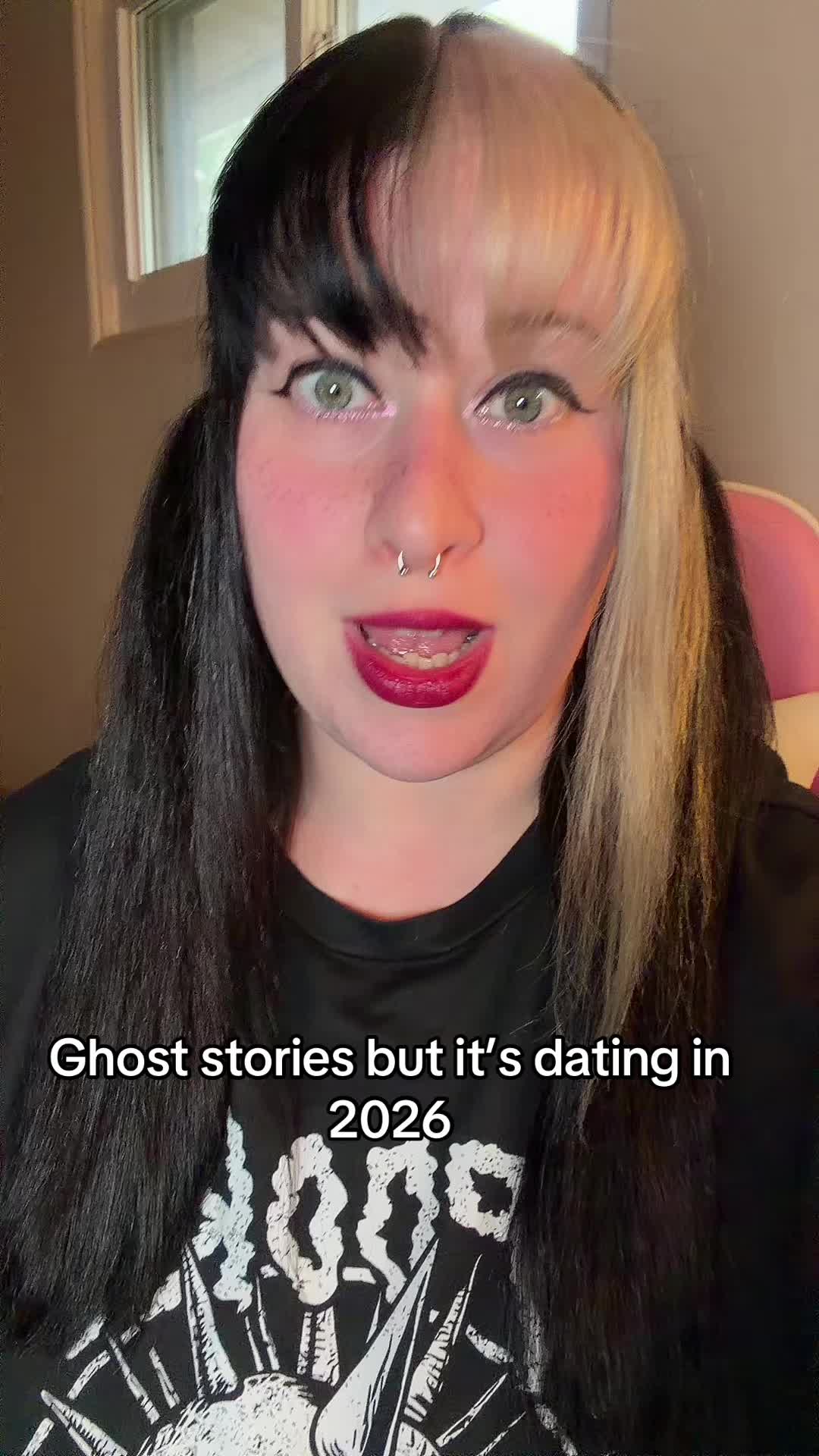 @laurenaintshitt