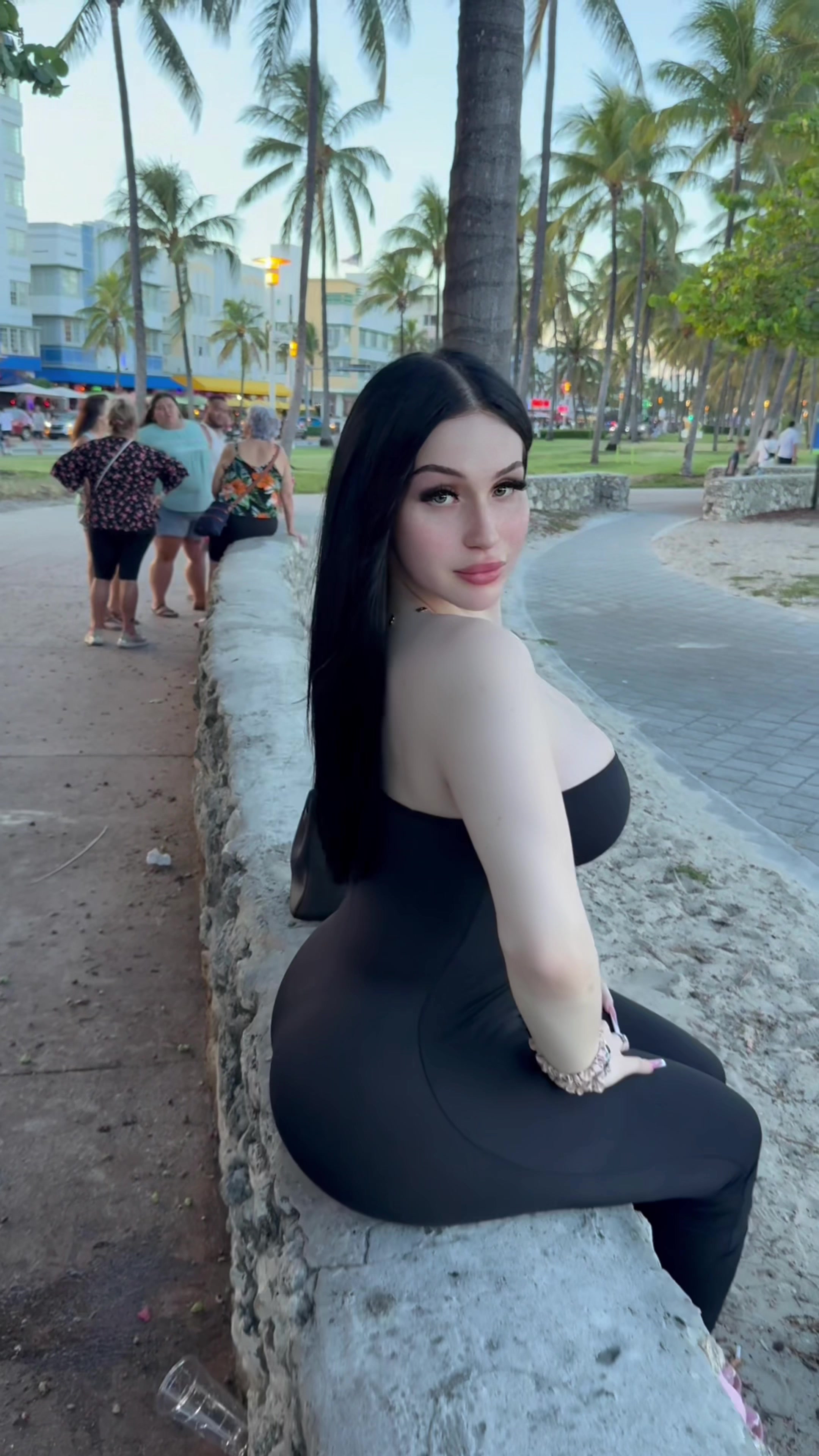 @desireemarkovich