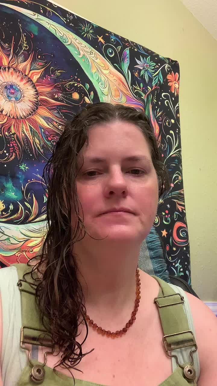 @AprilMay🐉💫