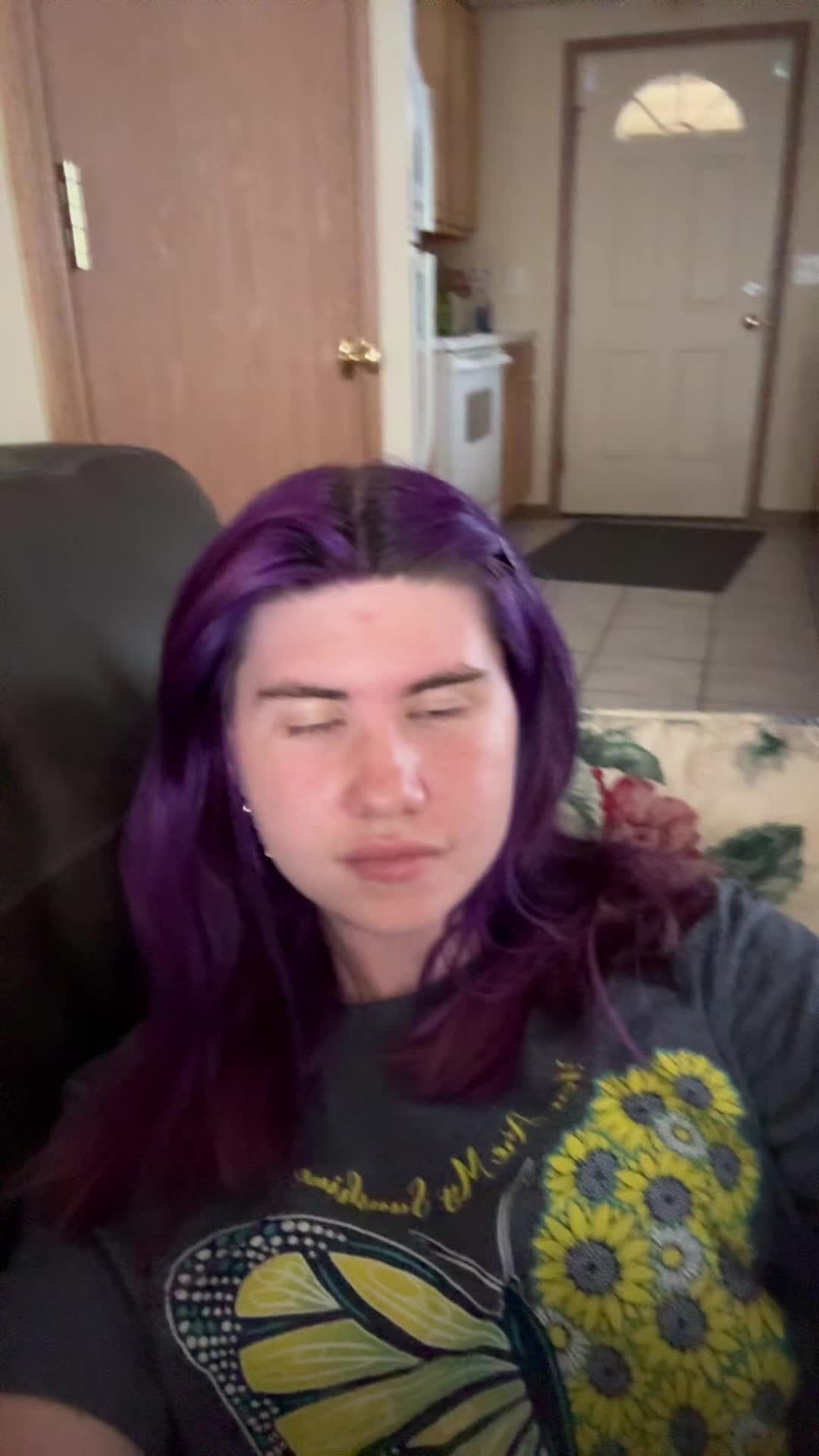 @Tinyshrekky77