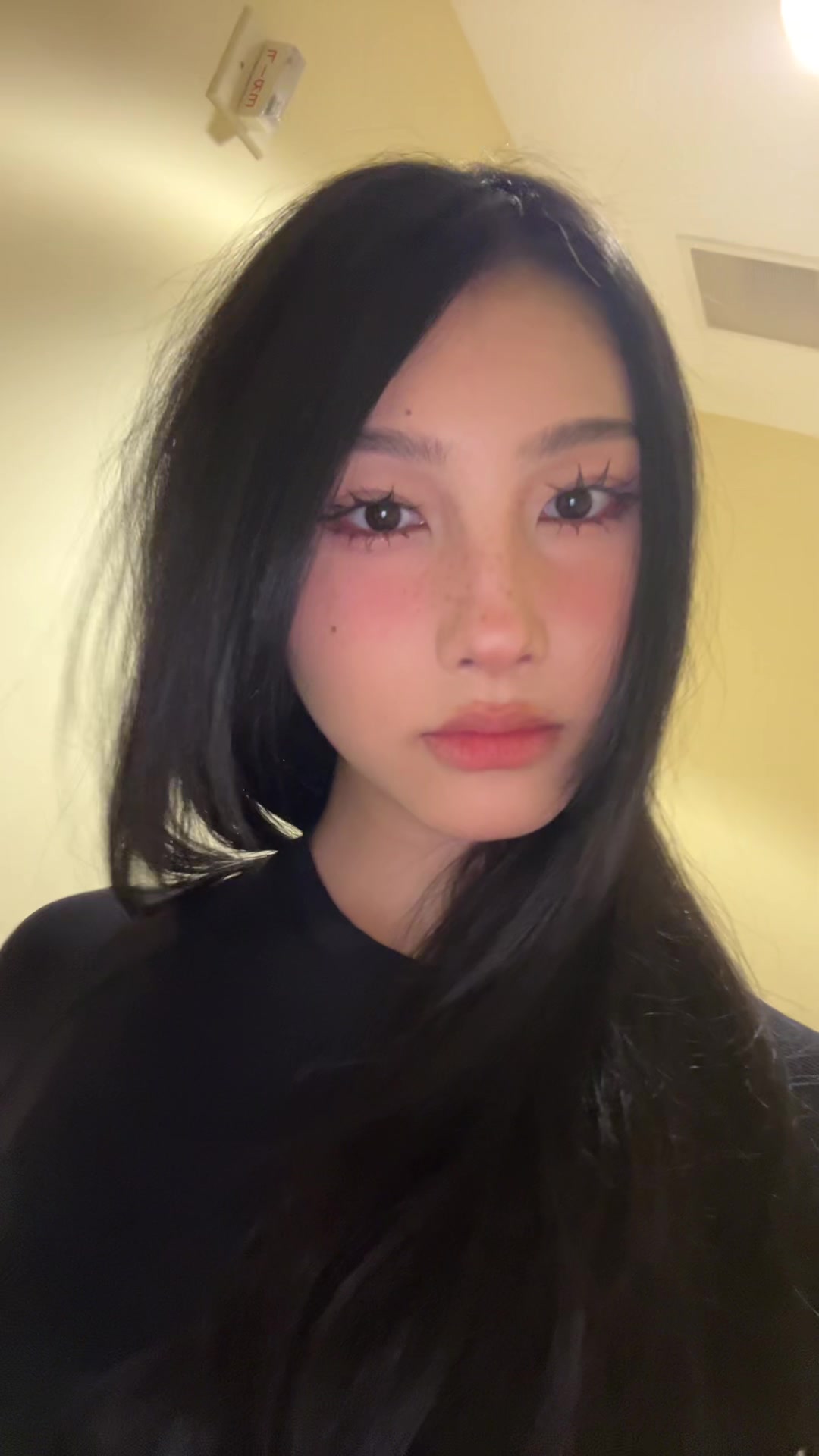 @笑里
