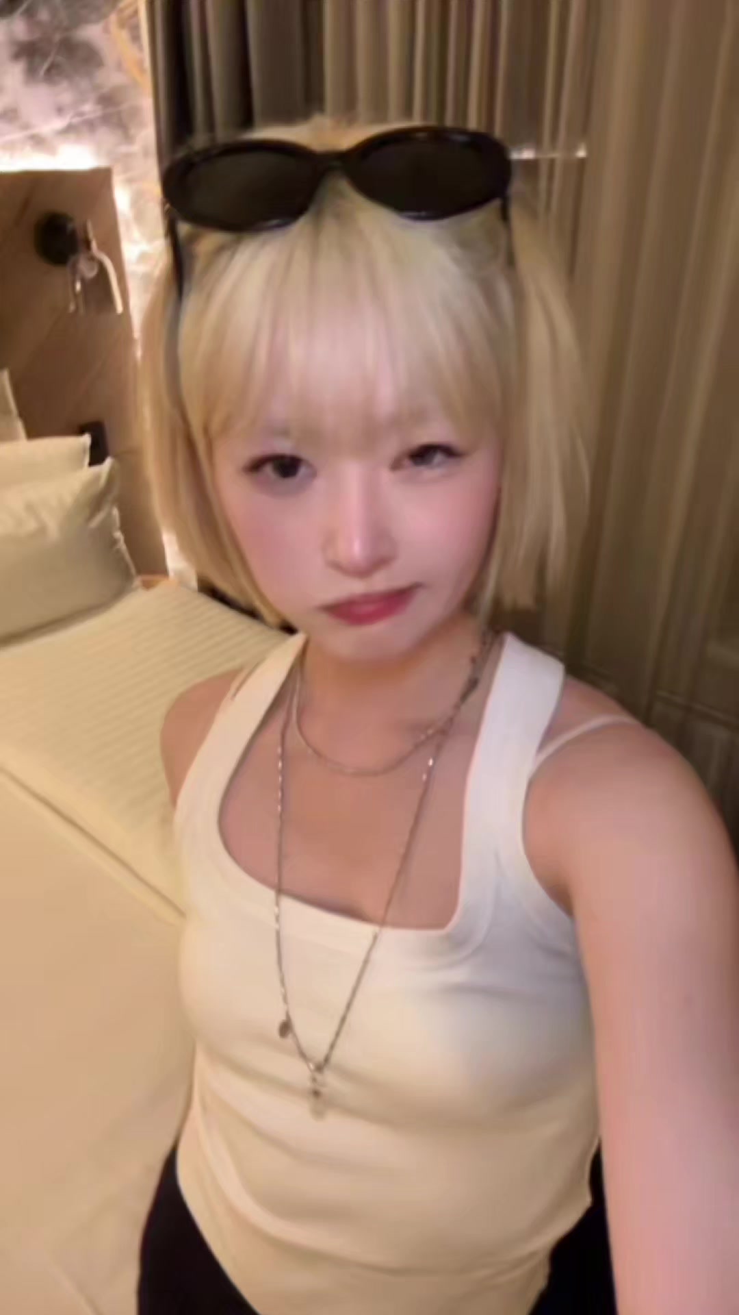 @queenzeye_official