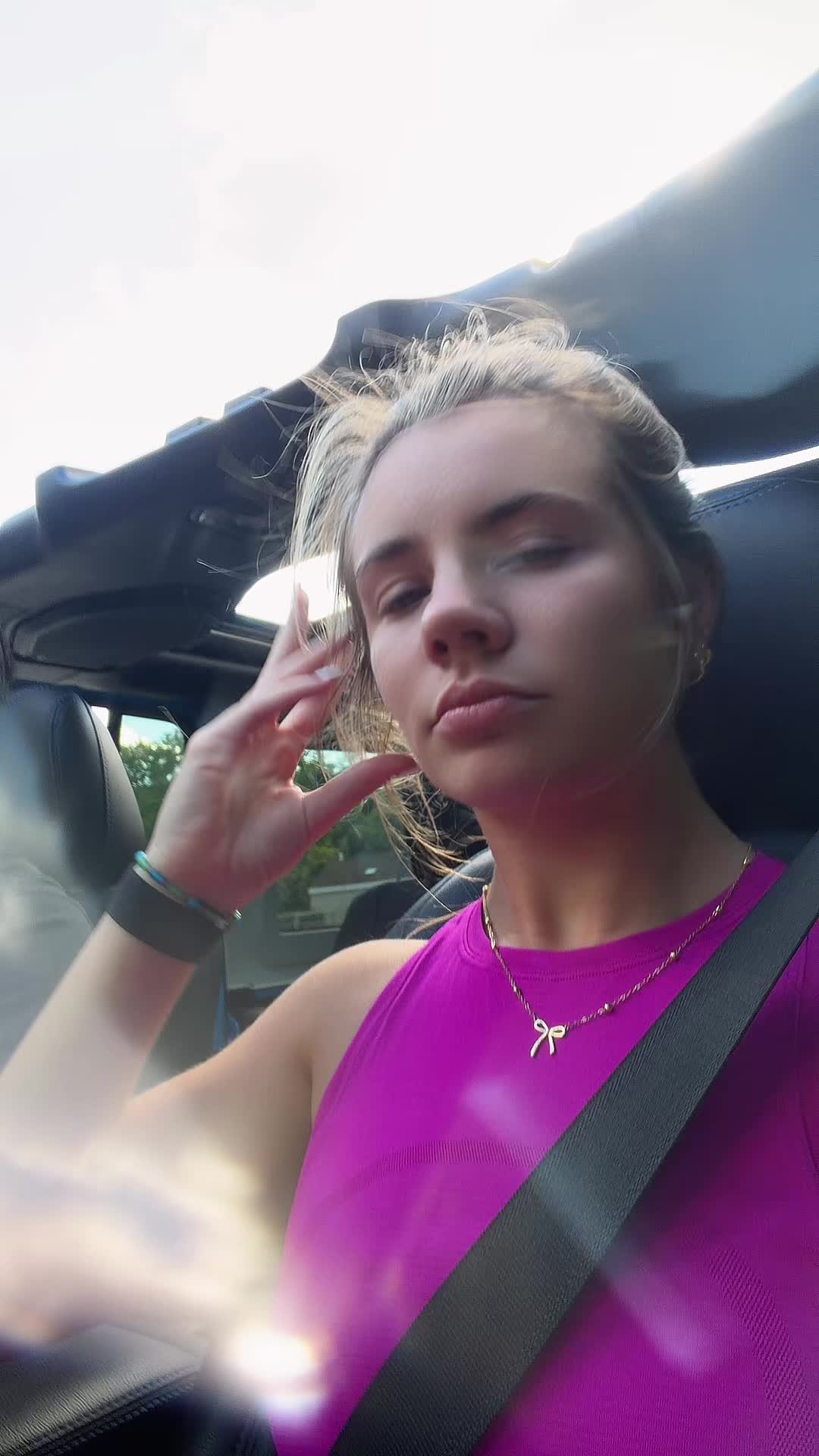 @JENNA🪩⚡️🫧