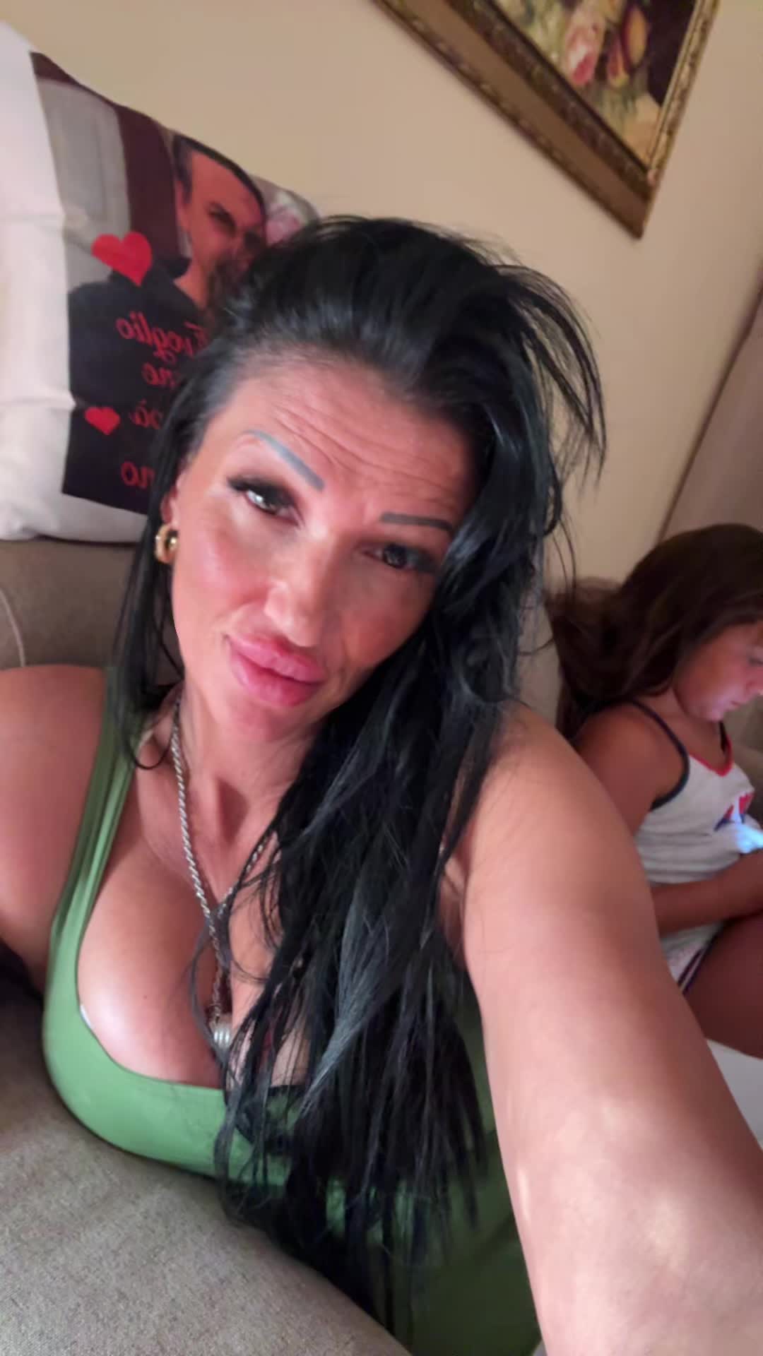 @Anna Macera985