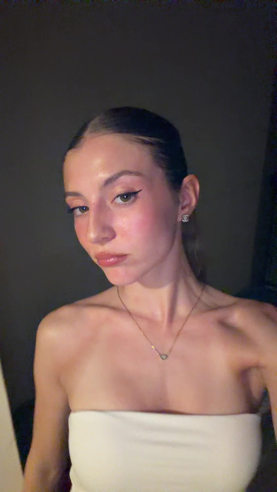@Lara