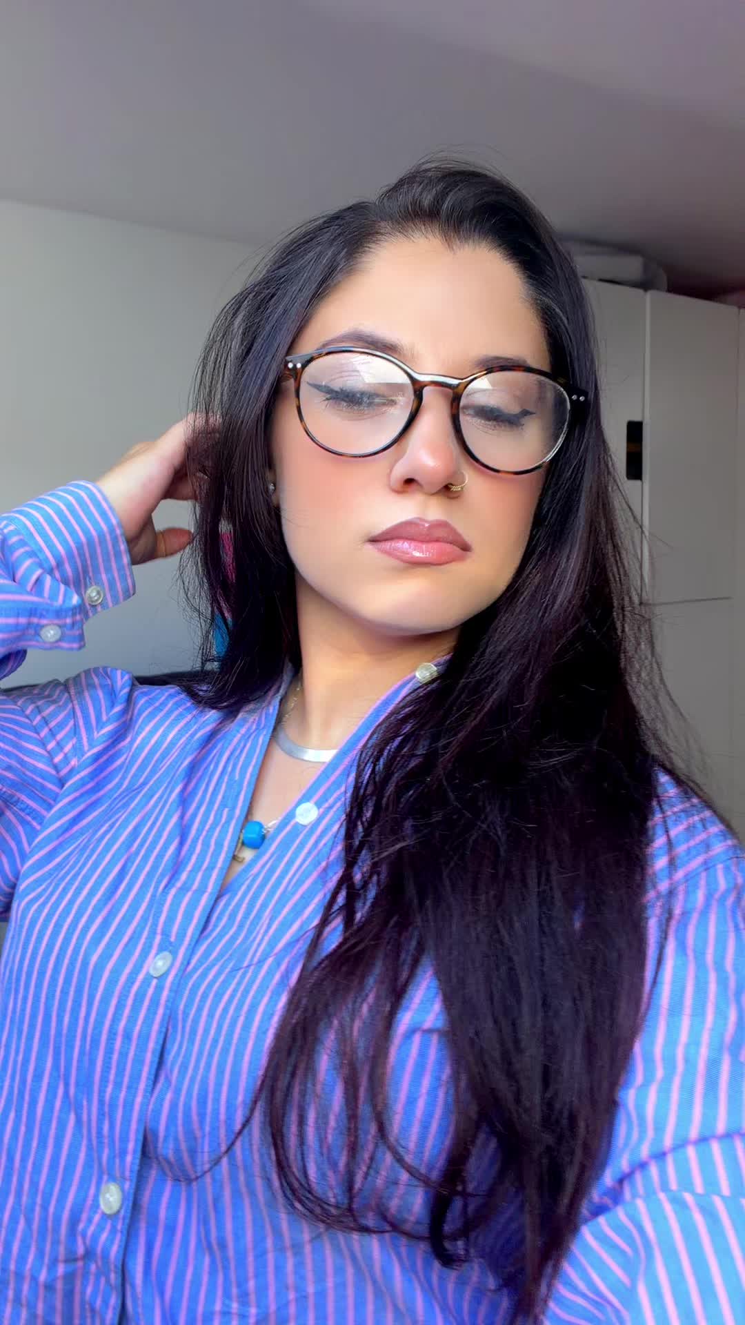 @🫂