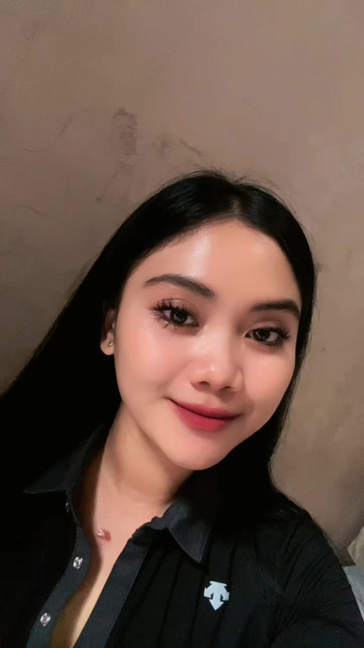 @Estervania03