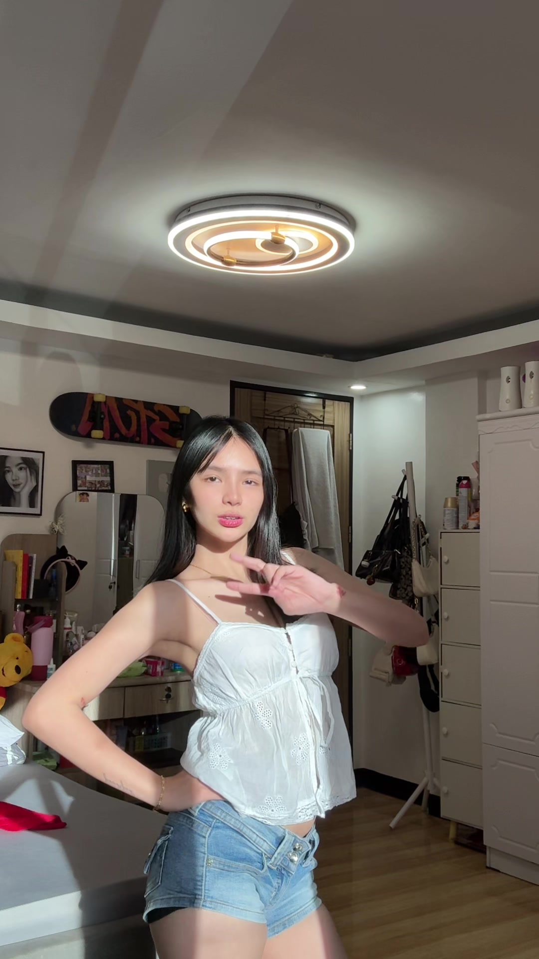 @Jiji
