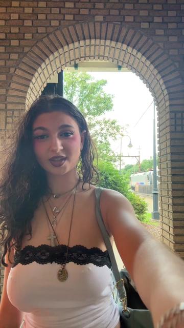 @,