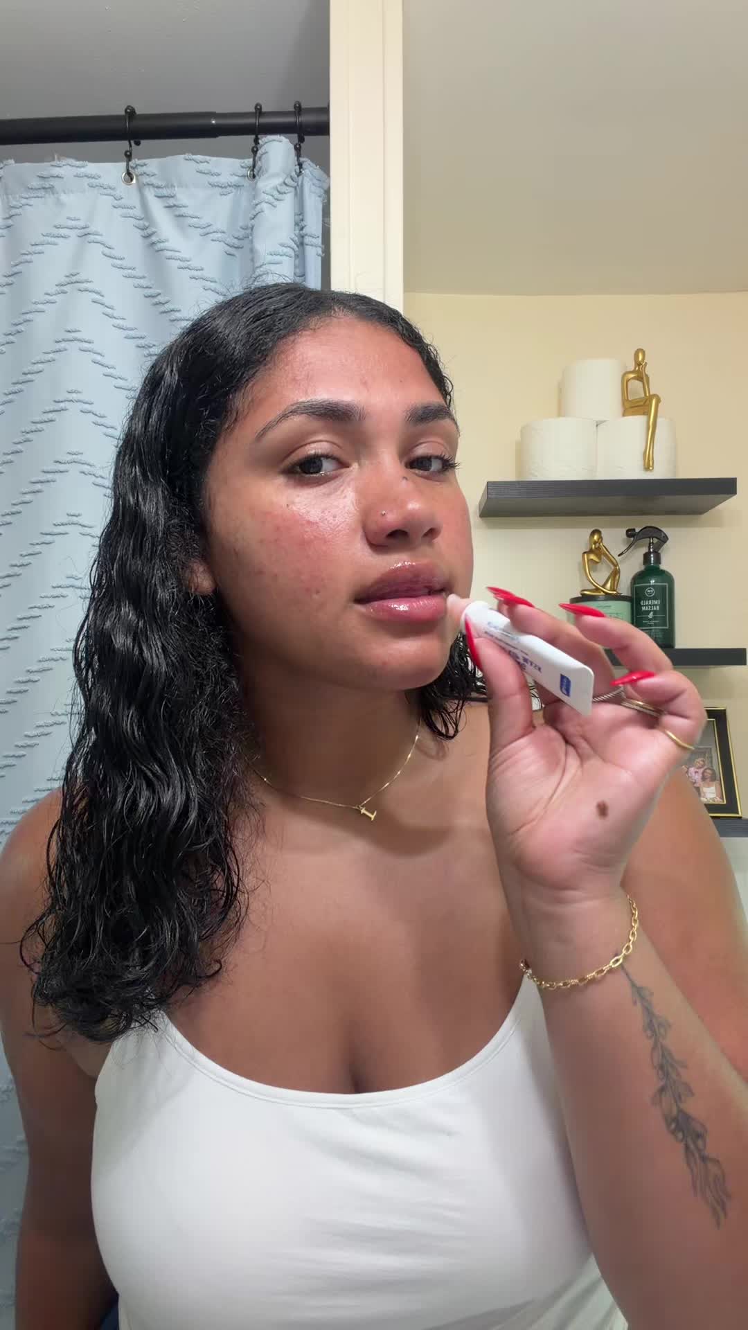 @Lala