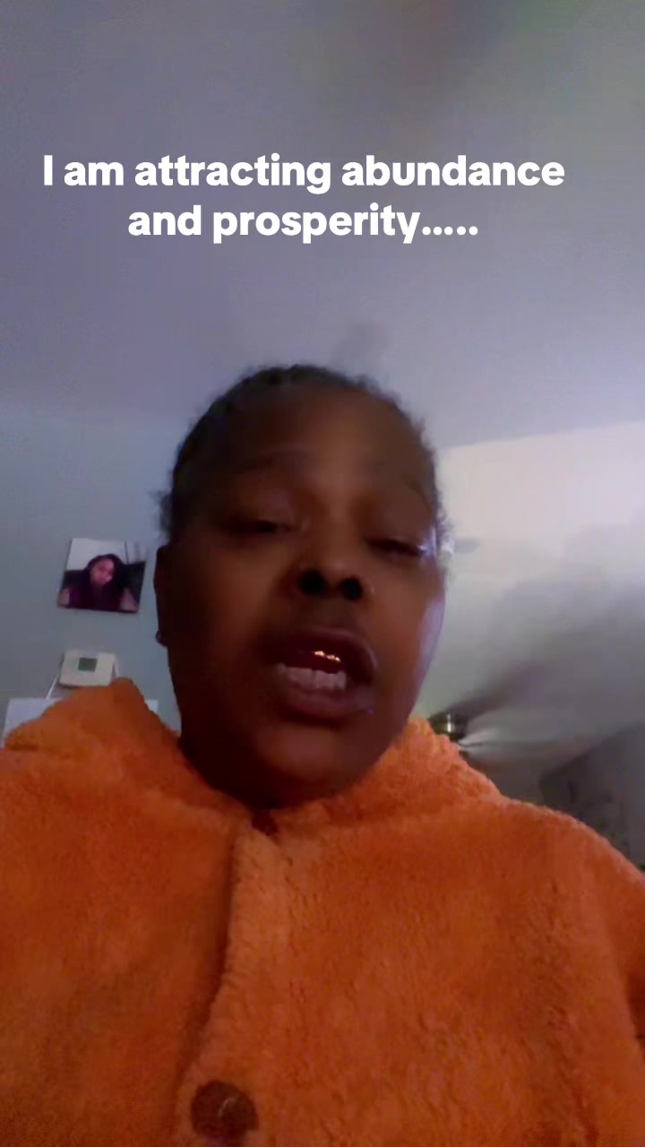 @Nina Moss