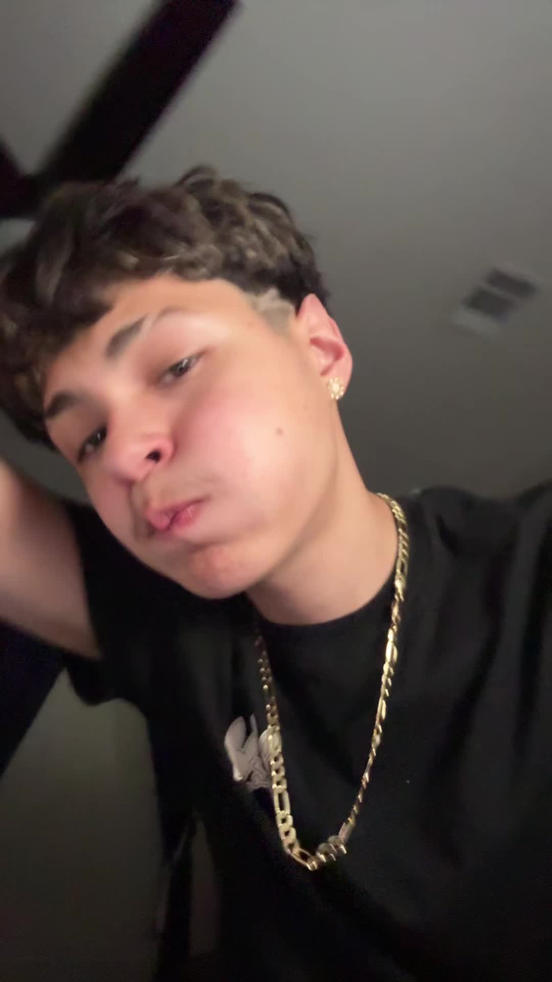 @Aydnxz👻