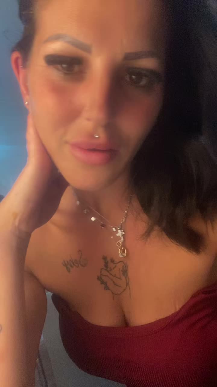 @Rosy🖤🐍