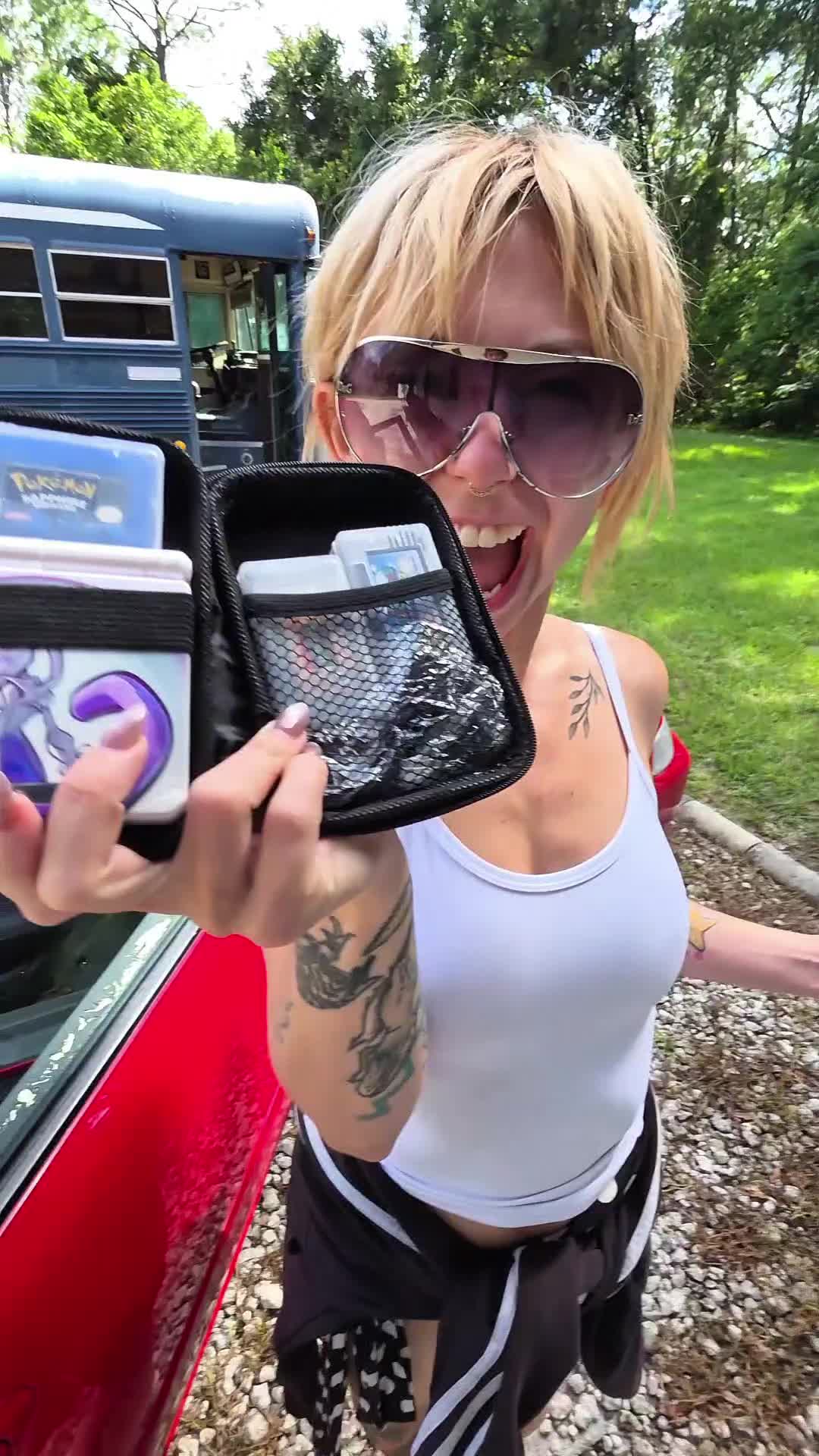 @BusandBunny