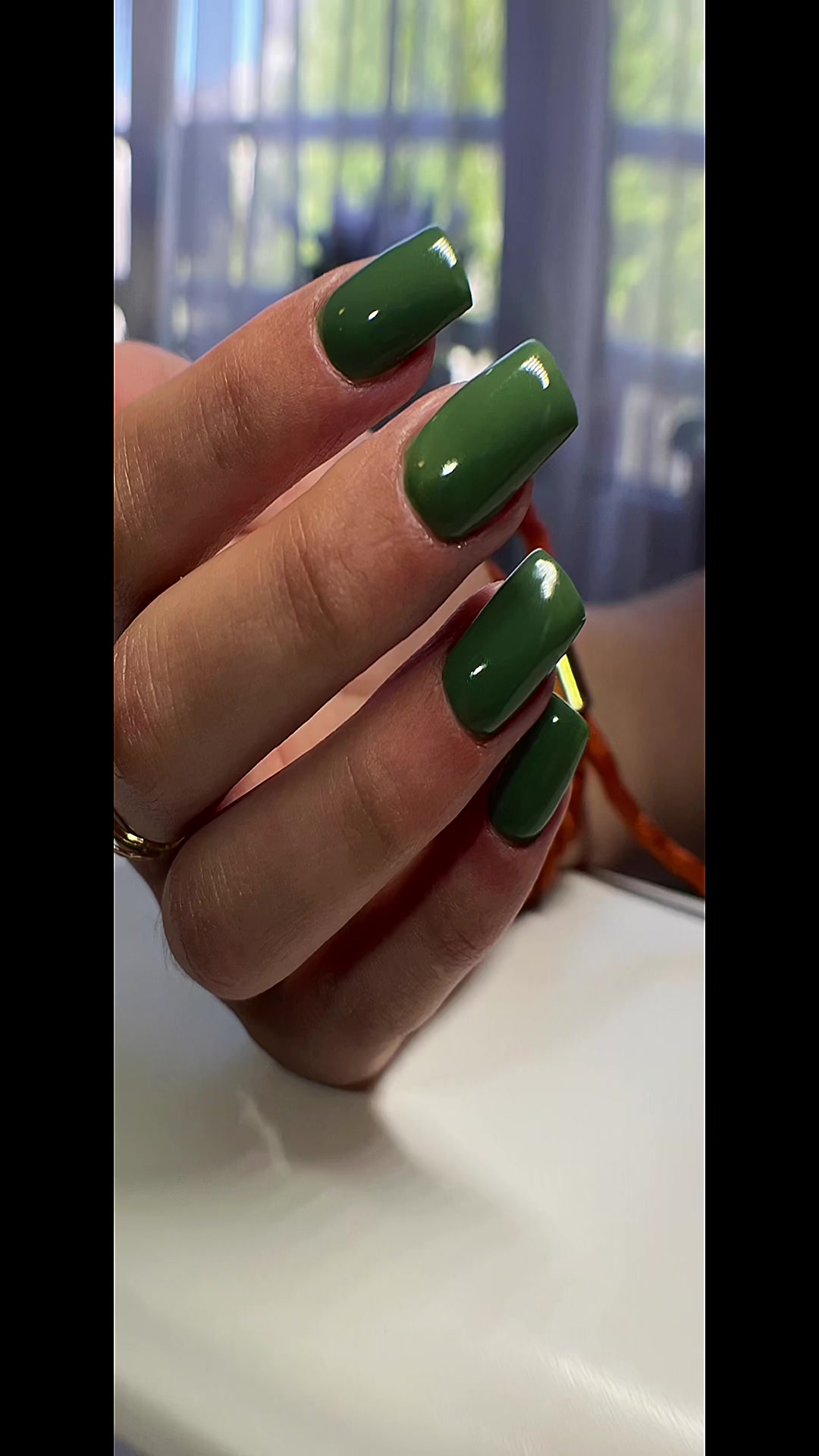 @alla.nails_.bxl