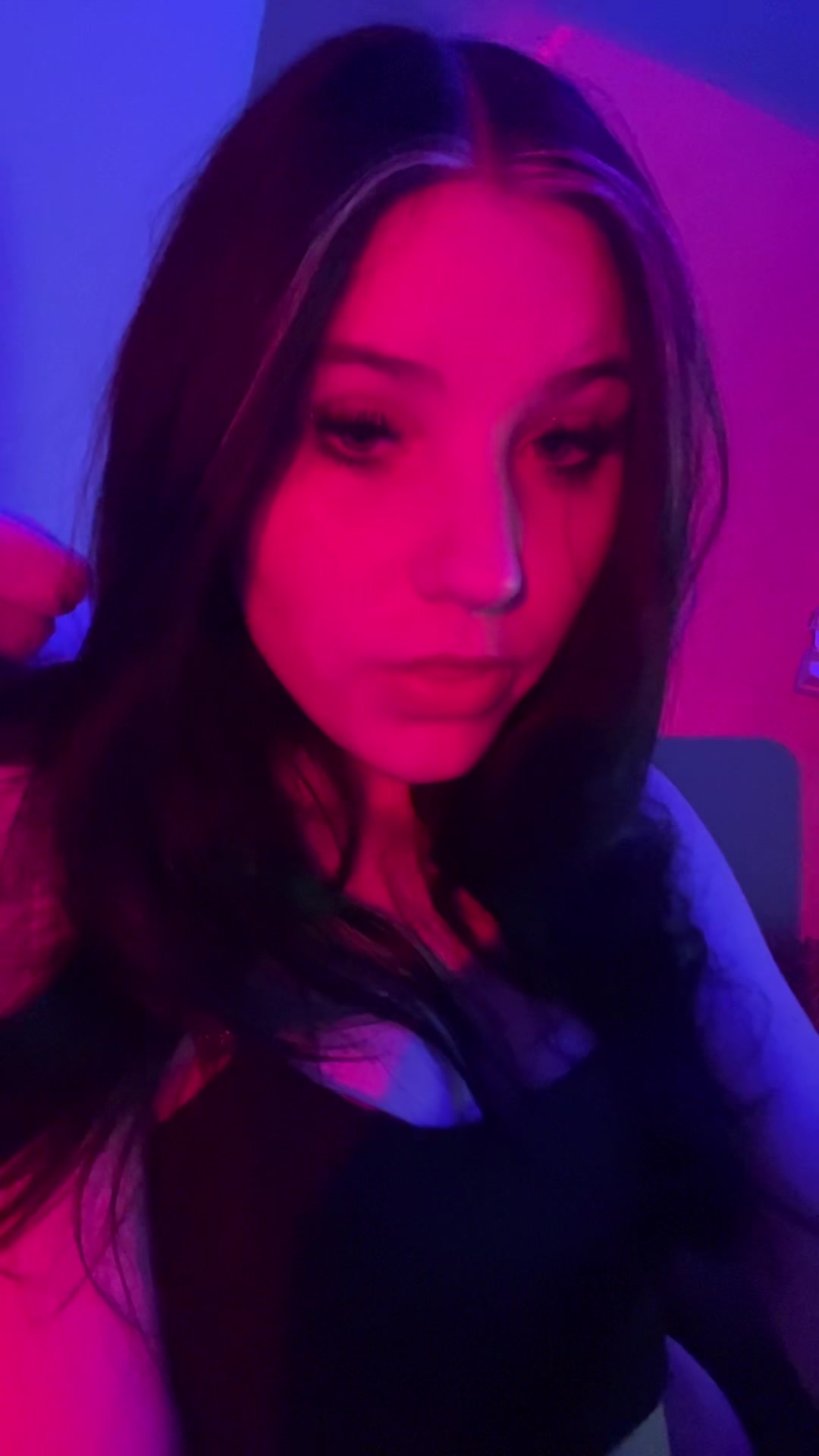 @alexisrot_