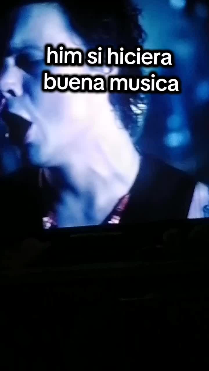 @❤🐺ℒ𝒪𝒪𝒩𝒜 🐺❤