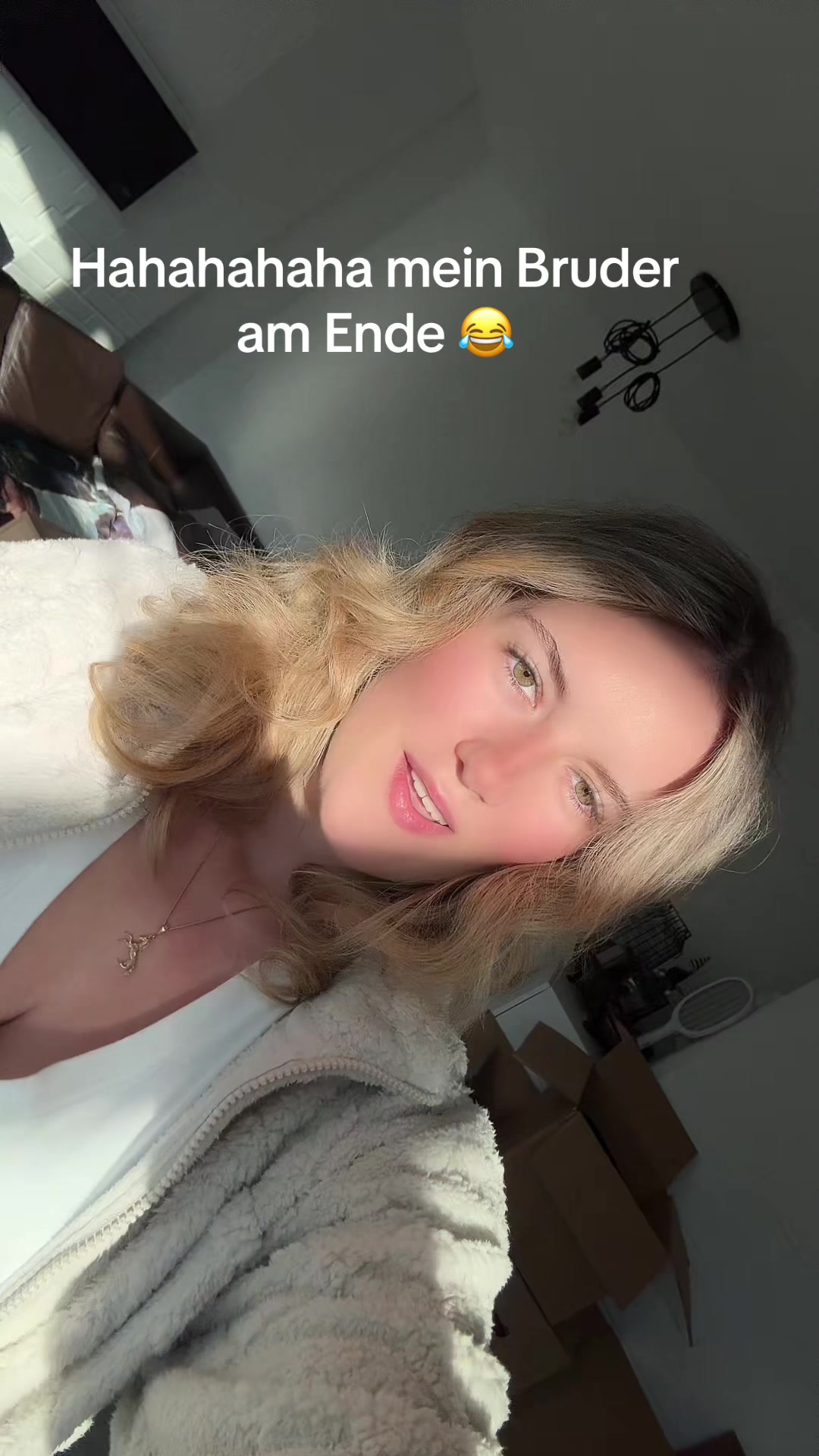 @Laura🐡🦋🐺
