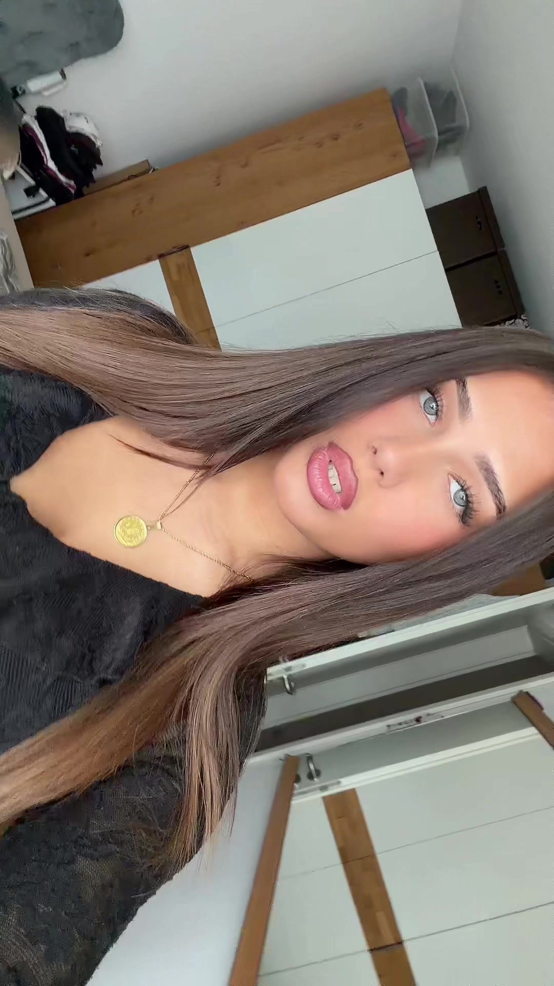 @elina