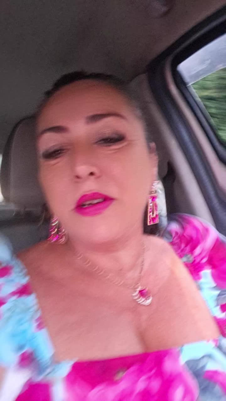 @Flora Guarino433