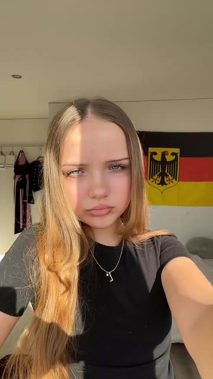 @𝐋𝐈𝐍𝐀 ▕⃝⃤ ⚡︎