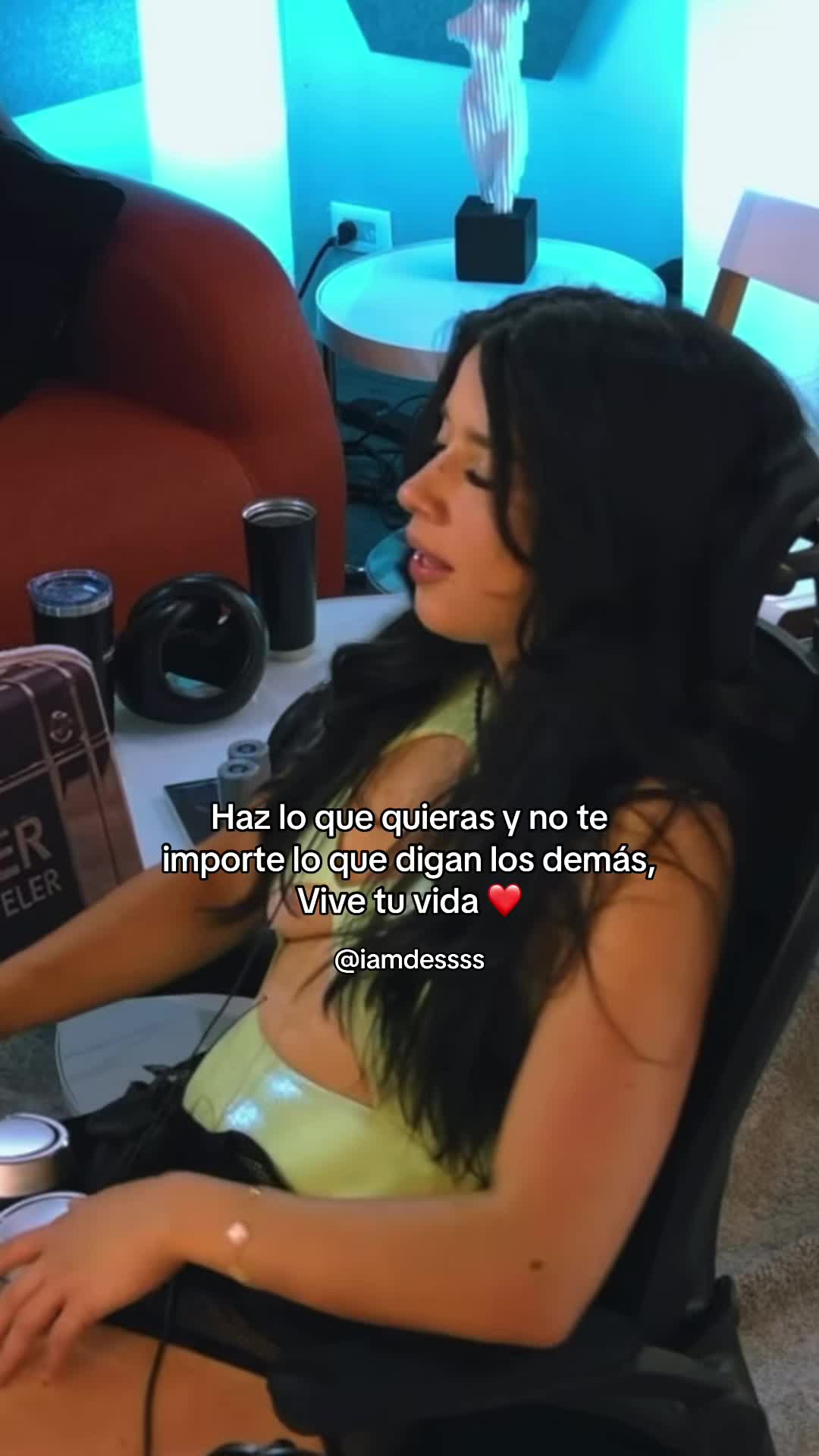 @iamdessss