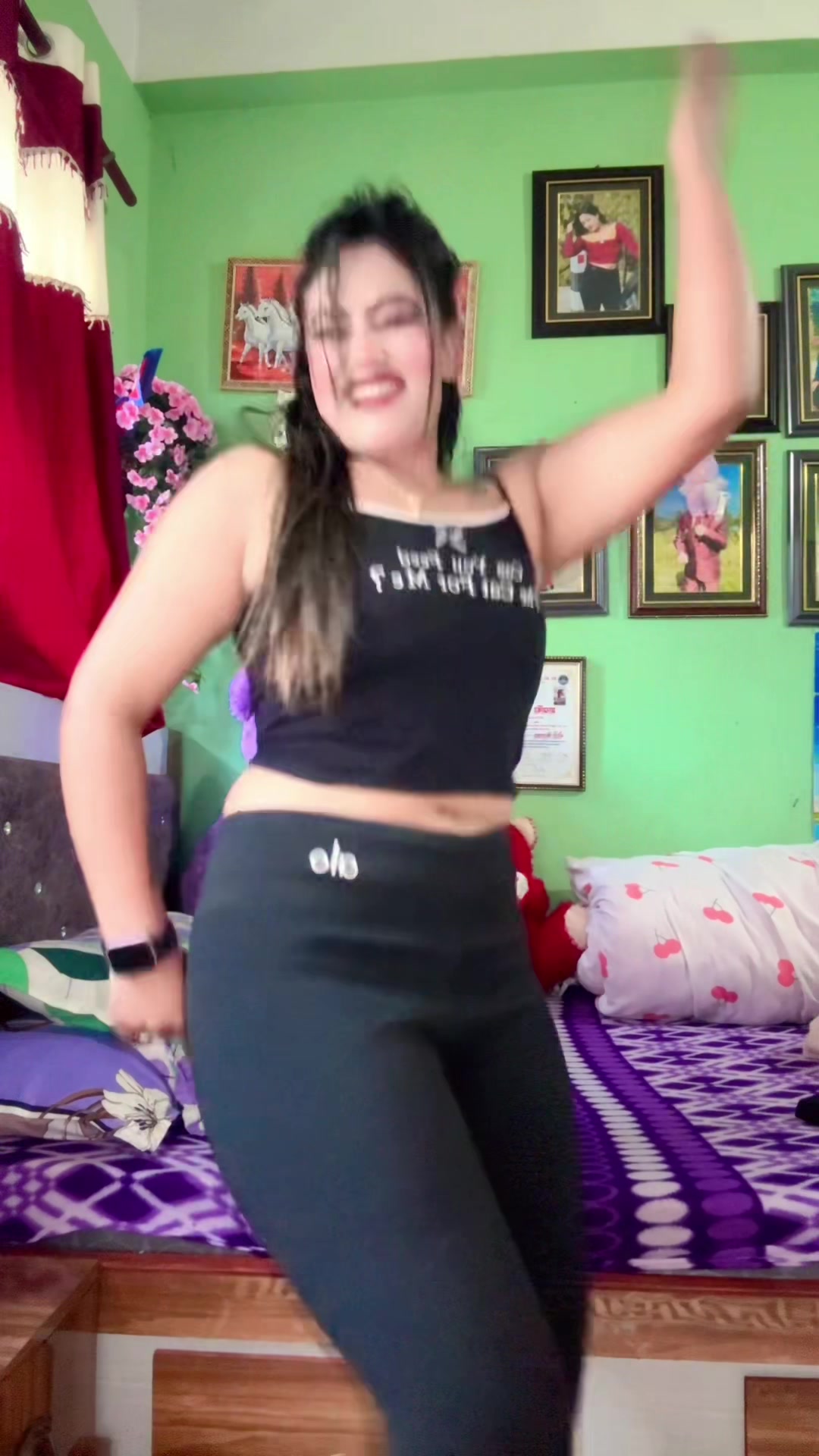 @Riya panta🦋