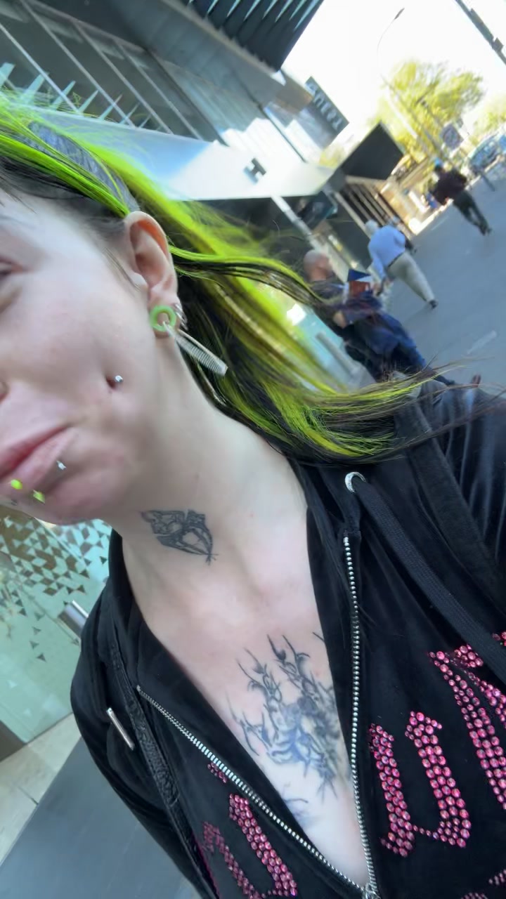 @LivingSkullz 🖤