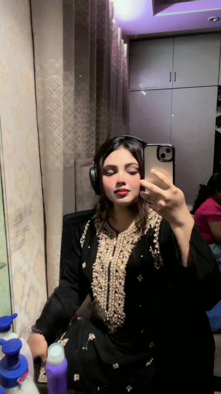 @🖤Oshmi🖤