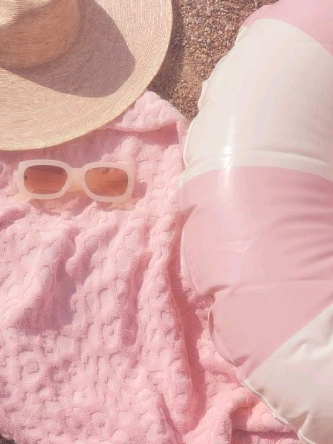 @𝐙𝒆𝒏𝒂`👒 ࣪ ִֶָ ┆ ⩩ 𝟑𝟎𝐊'✮