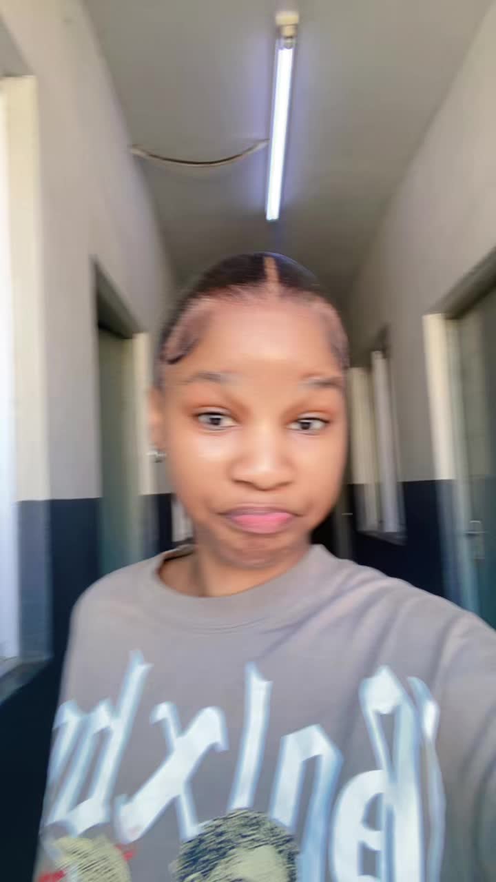 @Bayanda .🍒