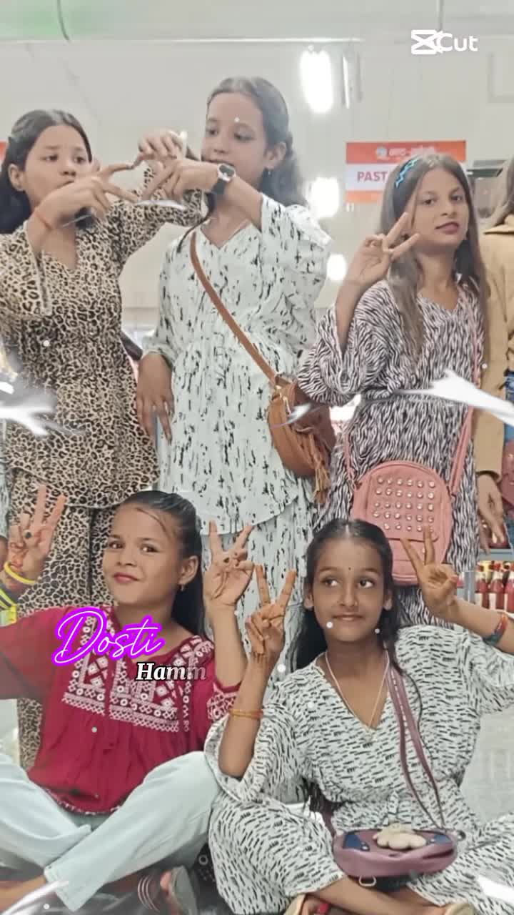 @Queen 👑 Aaradhana 💝