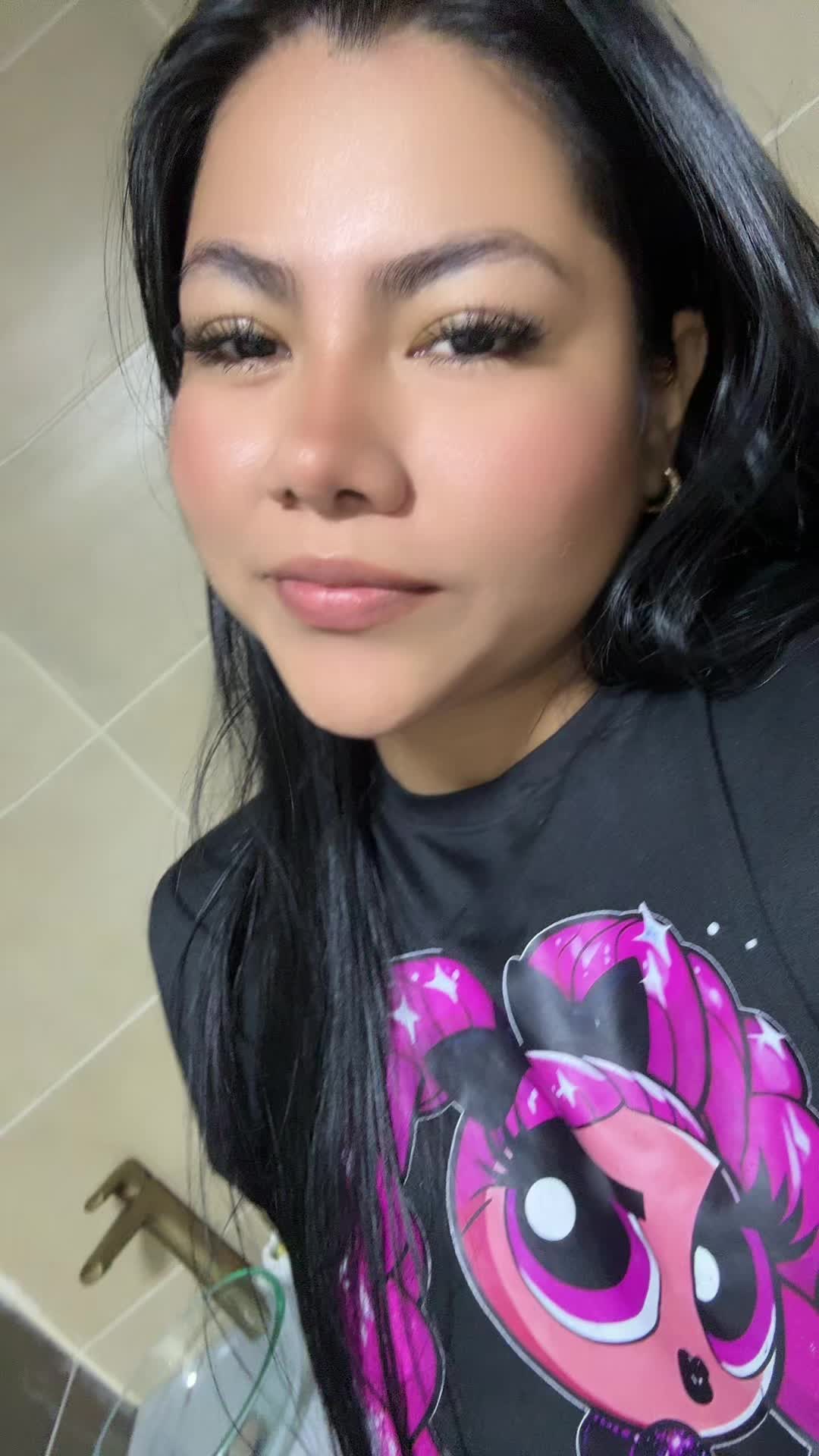 @YIYI ✨🌸