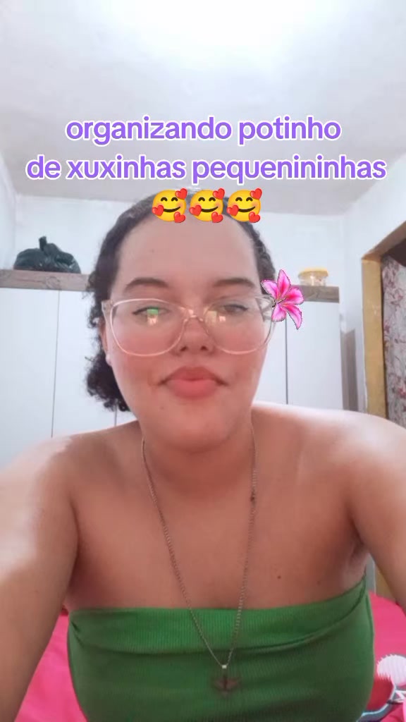 @Emilly Maria