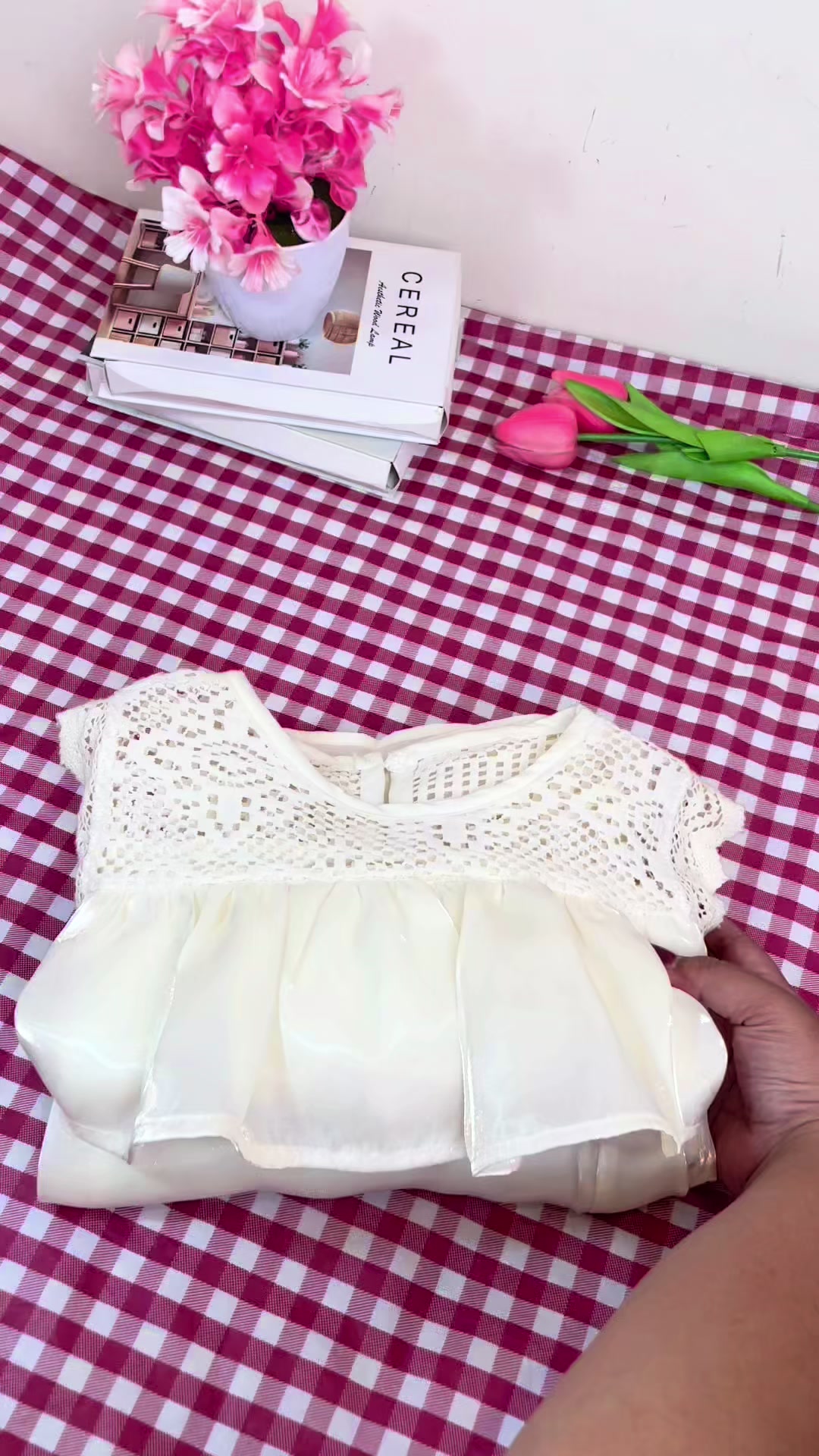 @Angenius0