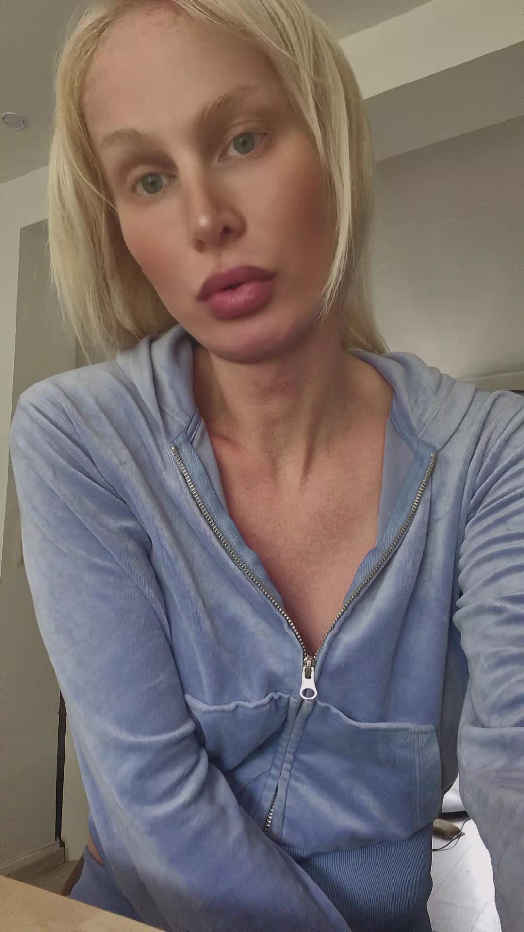 @trixiiiplastic😁😁🤣😂