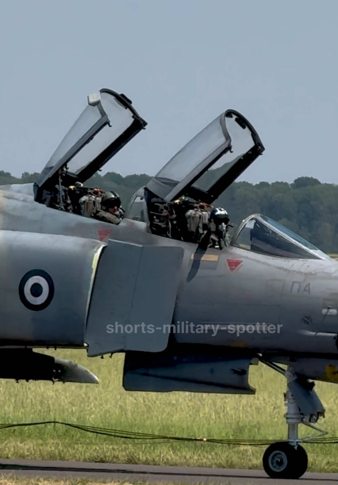 @shorts-military-spotter