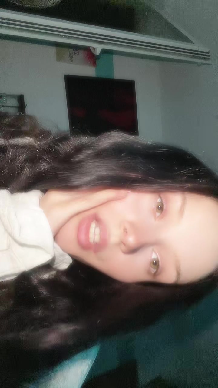 @lucy
