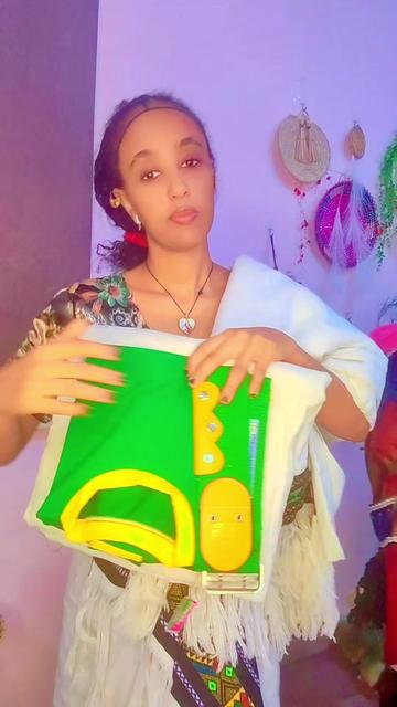 @ዓለም ራየተይቲ ባህላዊ ኽዳውንት መሸጢ