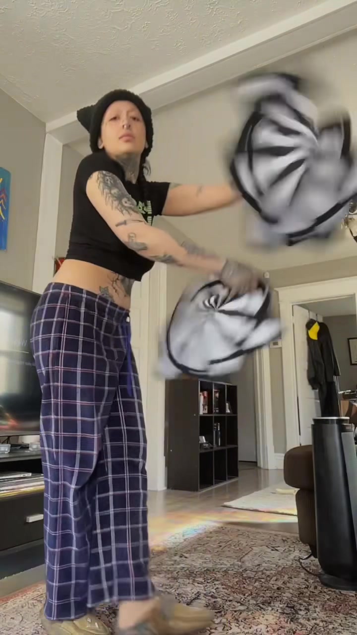 @kvltbaby 🇨🇦