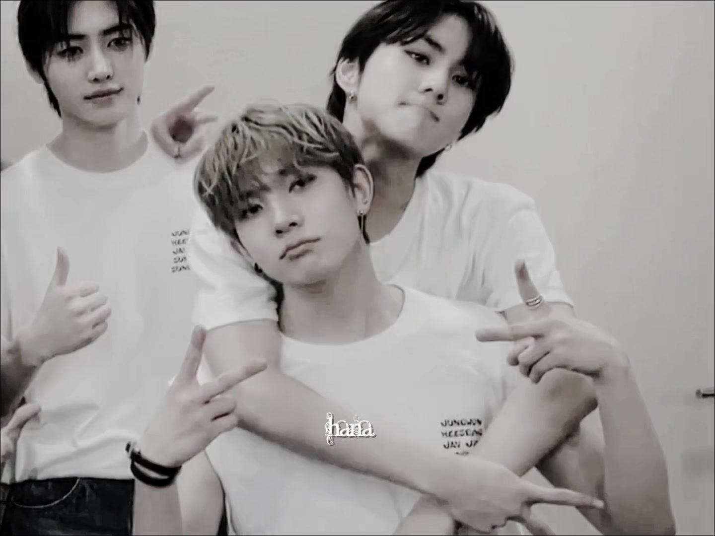@𝘩𝘢𝘯𝘢 ᵒᵗ⁷