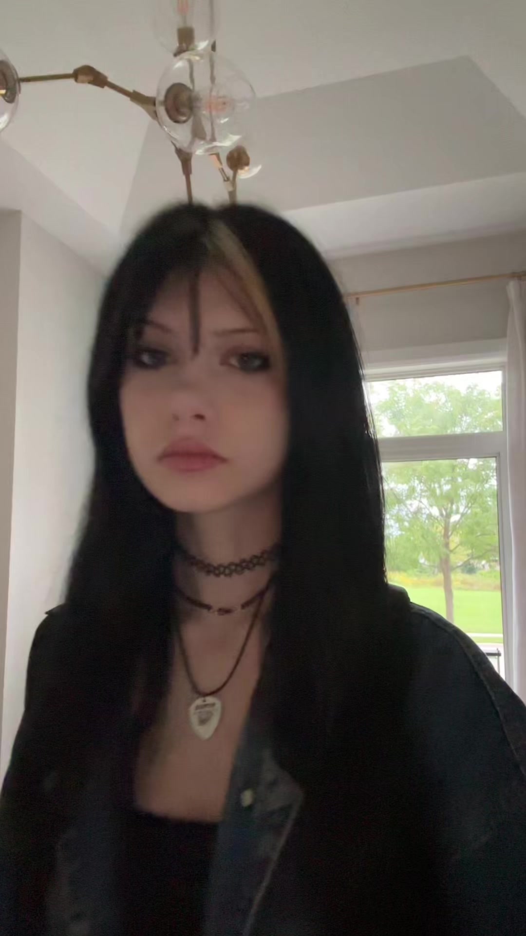 @OLIVIA🦇