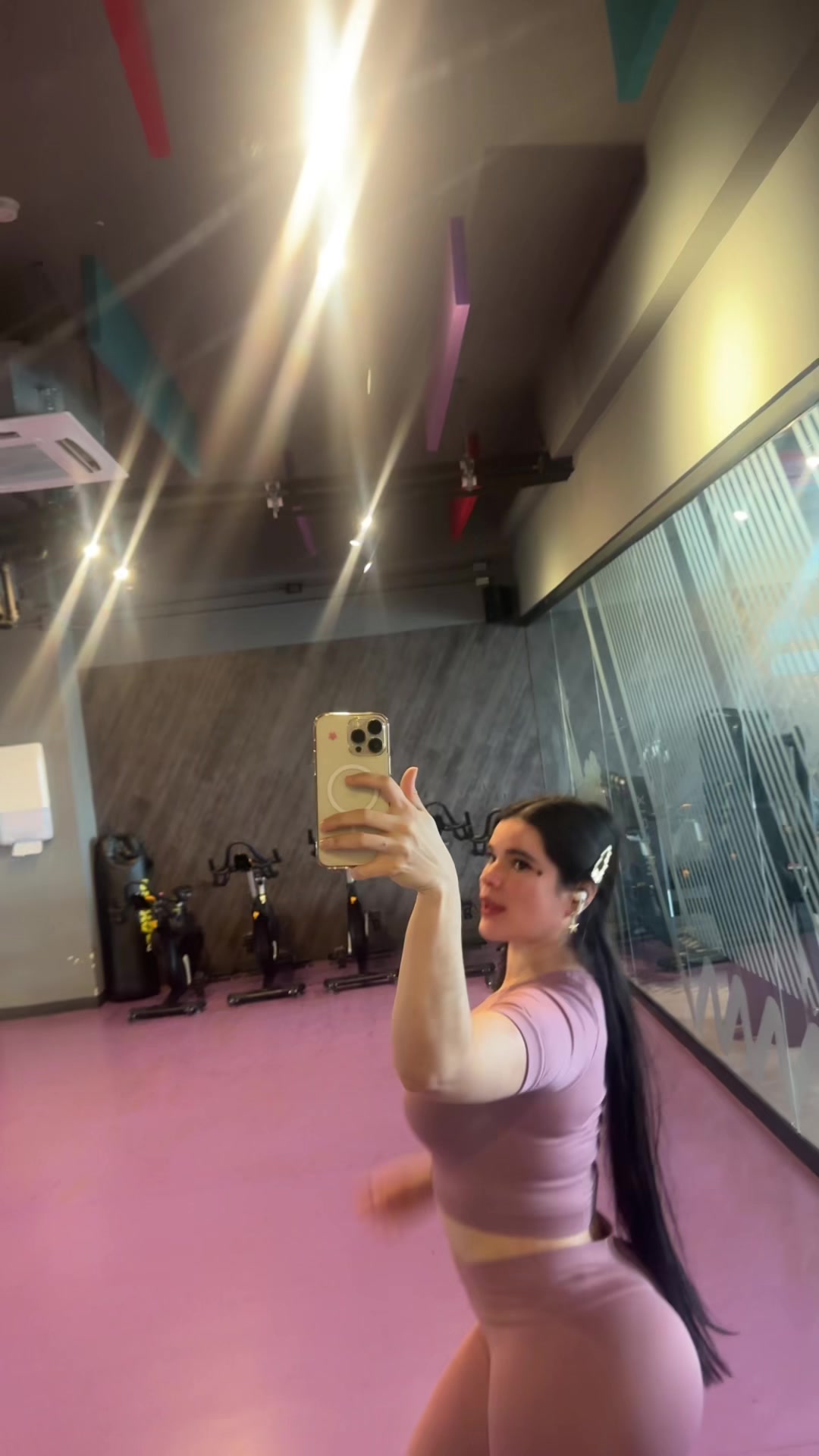 @Luciana