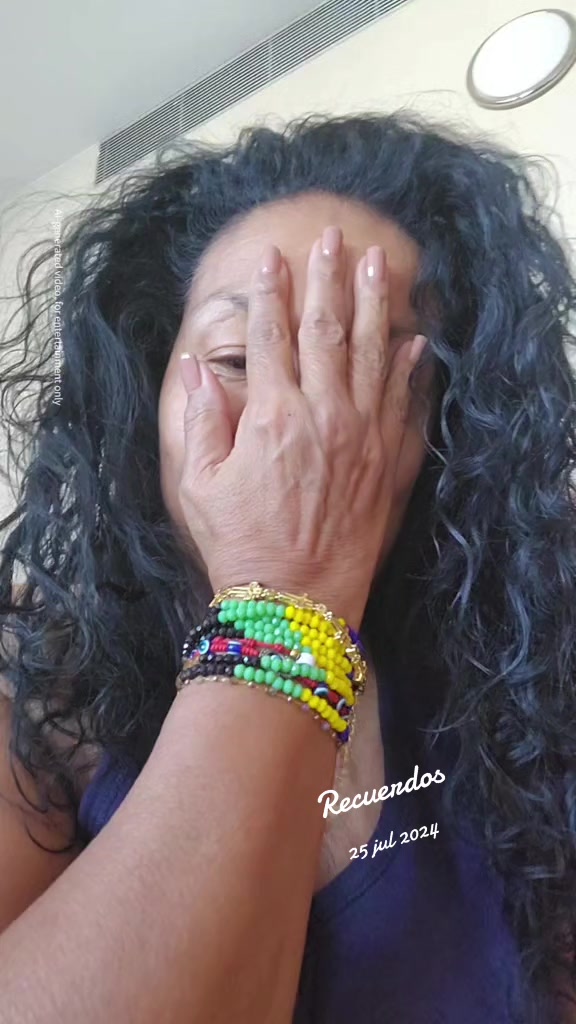 @Eva Ayll&oacute;n