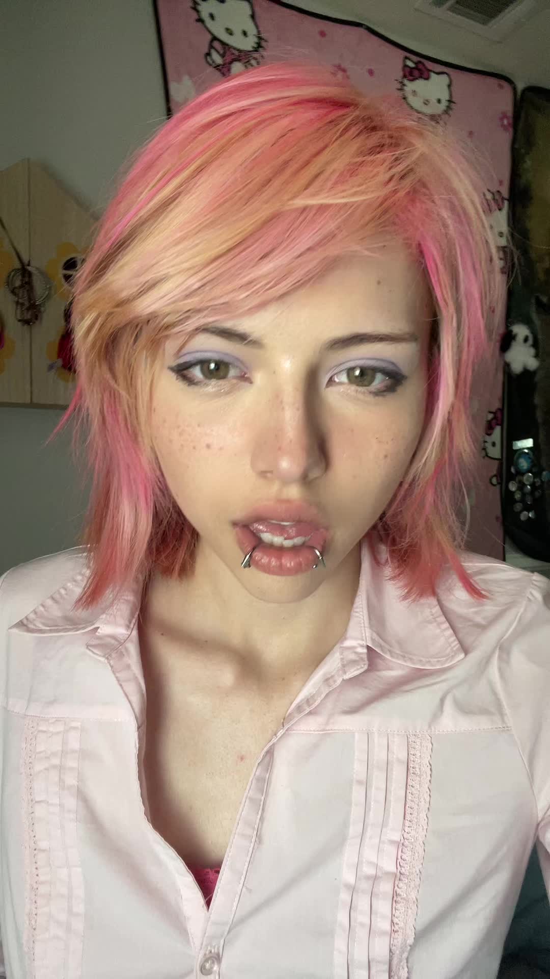 @_.Mothgirl._