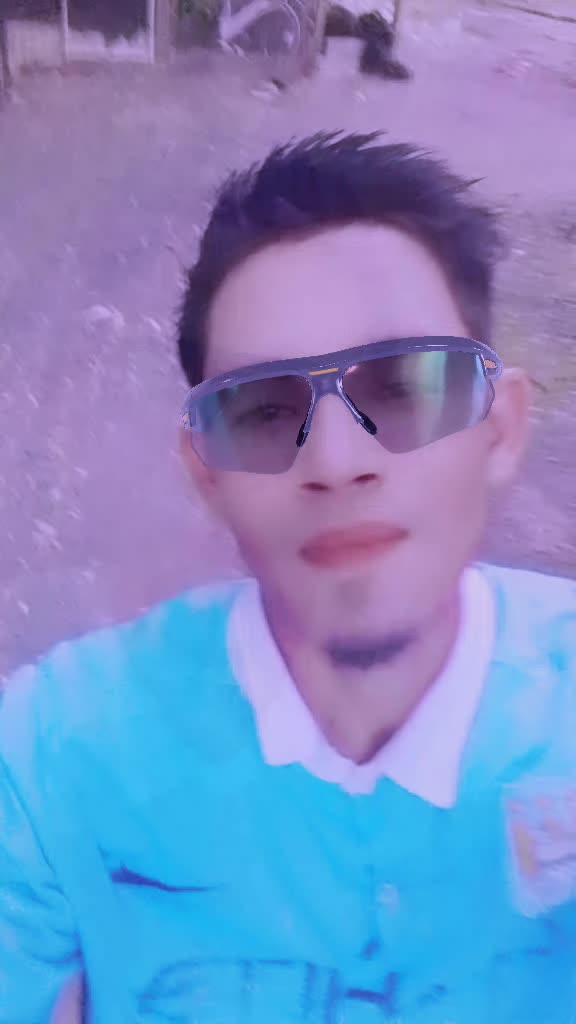 @𝐑_18ᵛᵃⁿʰᵒᵗᵉⁿ🇮🇩