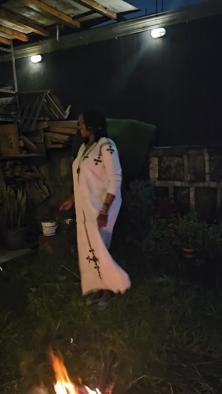 @አሪታ ጌታሁን